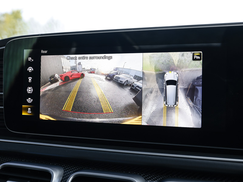 Closeup of the GLS infotainment screen with the reversing camera displayed on screen
