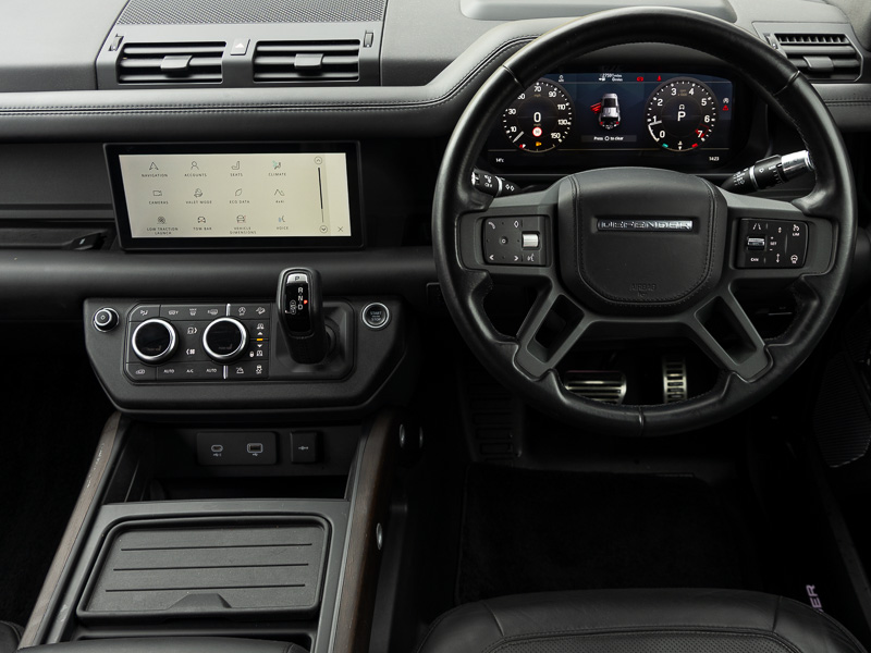 Land Rover Defender's cockpit